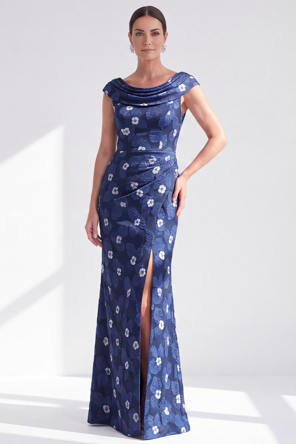 Mermaid Black Floral Long Mother of the Bride Dress with Slit