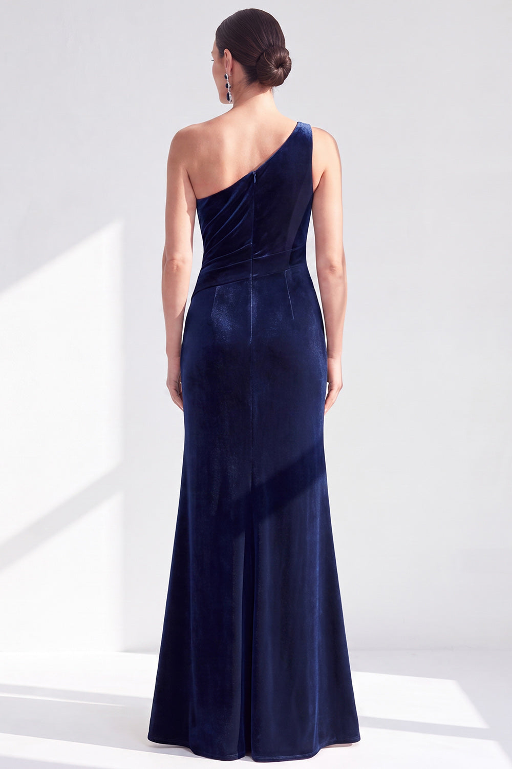 One Shoulder Mermaid Black Velvet Ruffled Ruched Long Mother of the Bride Dress
