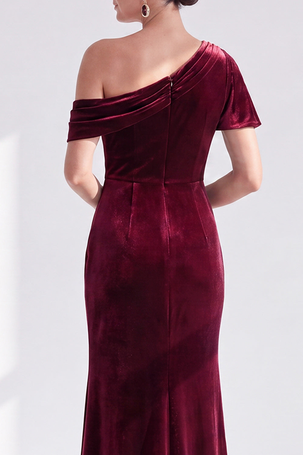 Mermaid Burgundy Velvet Off-the-Shoulder Ruched Long Mother of the Bride Dress