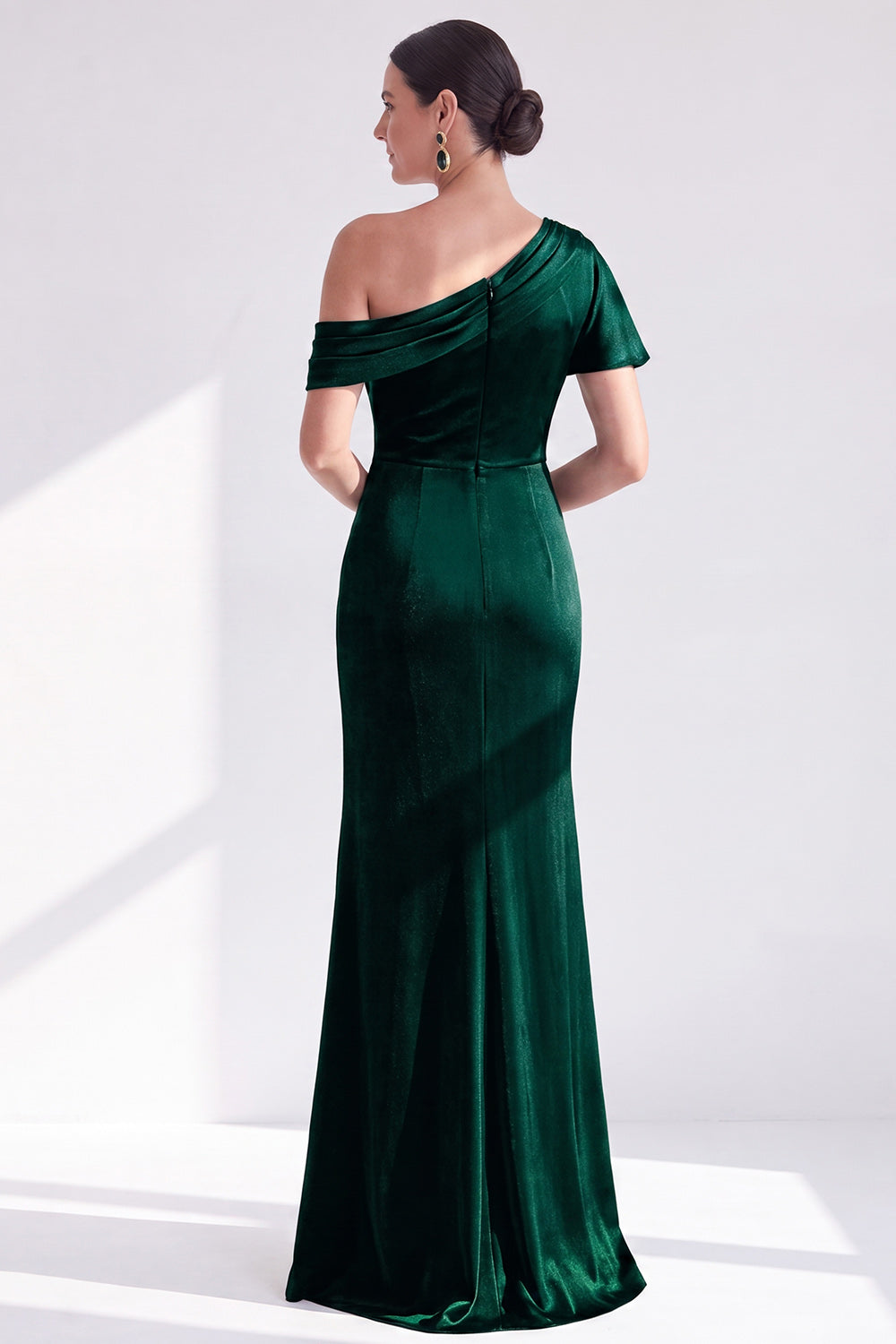 Mermaid Burgundy Velvet Off-the-Shoulder Ruched Long Mother of the Bride Dress