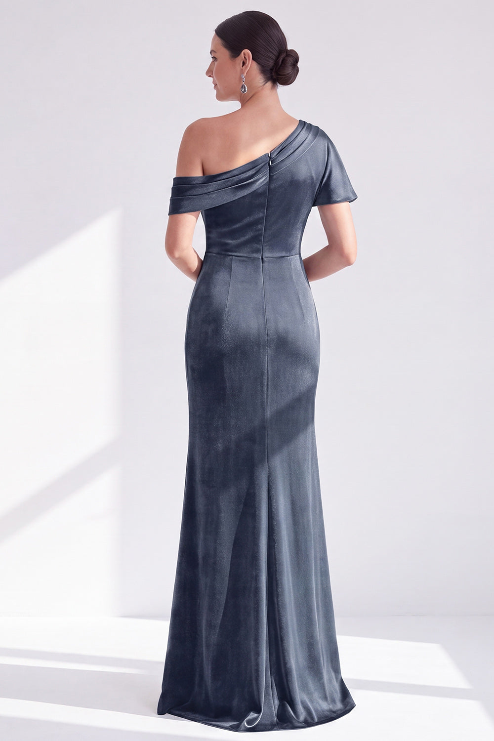 Mermaid Burgundy Velvet Off the Shoulder Ruched Long Mother of the Bride Dress