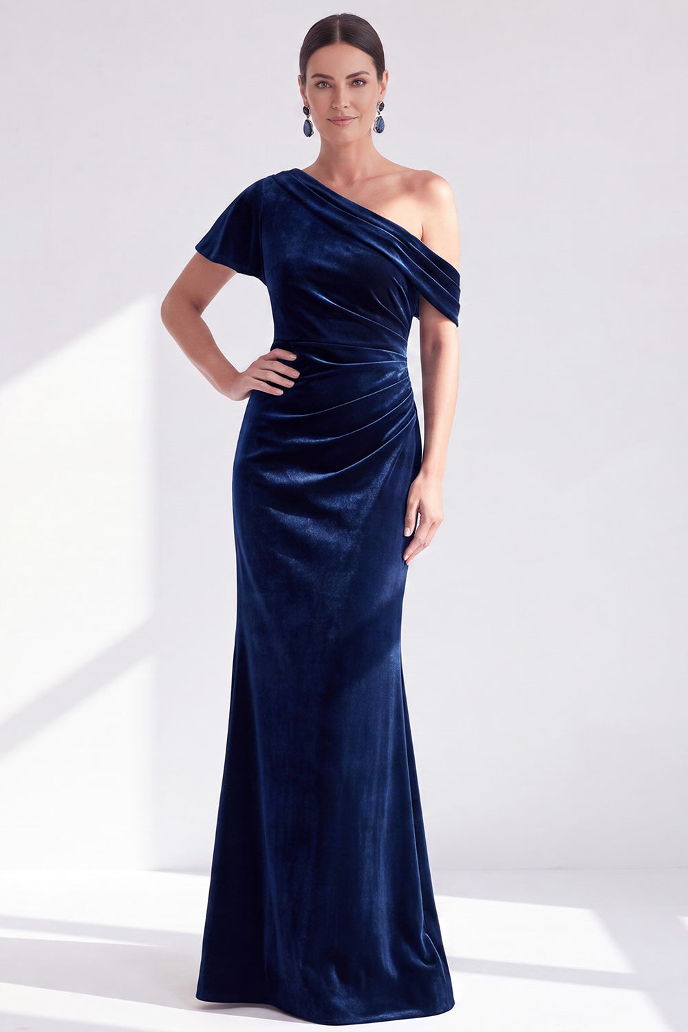 Mermaid Burgundy Velvet Off-the-Shoulder Ruched Long Mother of the Bride Dress