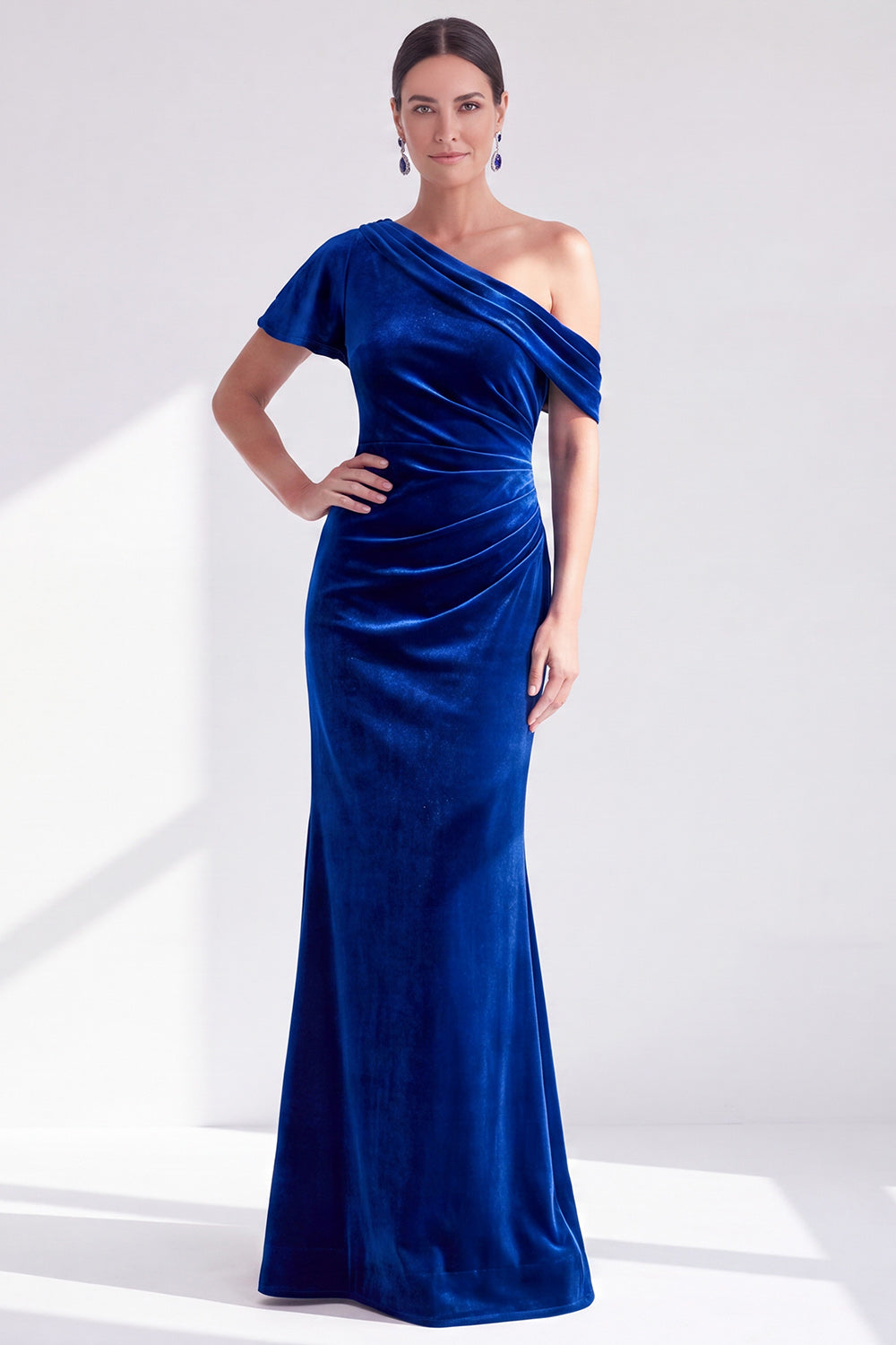 Mermaid Burgundy Velvet Off-the-Shoulder Ruched Long Mother of the Bride Dress