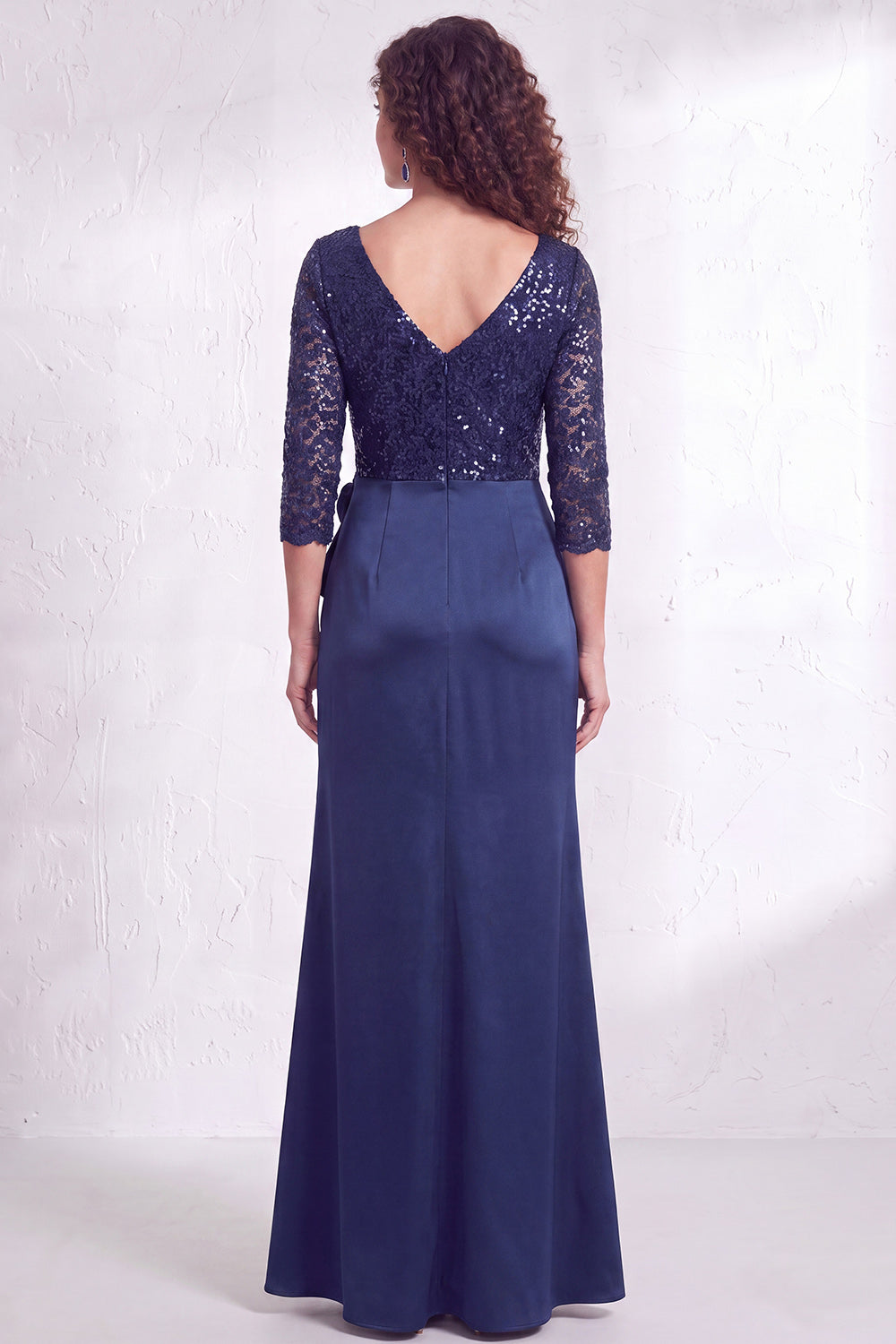 Black V-Neck Ruched Mermaid Ruffled Sequins Long Mother of the Bride Dress with Slit