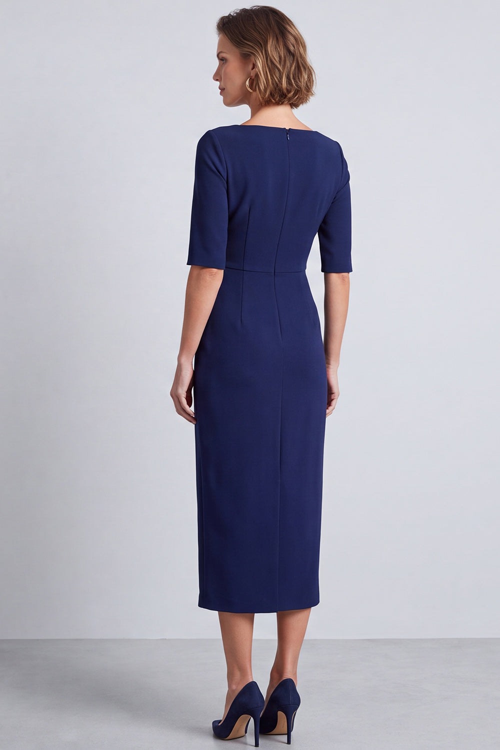 Robe de travail mi-longue fourreau bleu marine à col bateau froncé avec fente et manches mi-longues