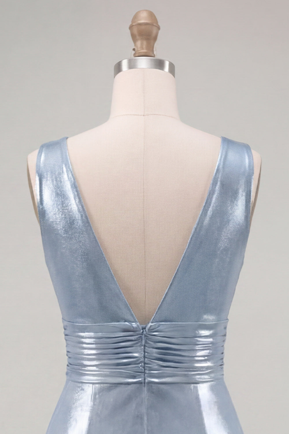 Metallic Sky Blue V-Neck Ruched Tight Short Homecoming Dress