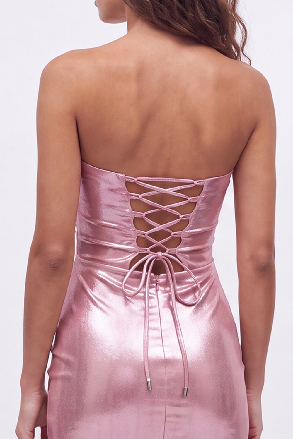 Robe de bal de promo homecoming style années 80 dorée Sweetheart Bodycon en dentelle métallisée avec découpe "keyhole" au dos lacé