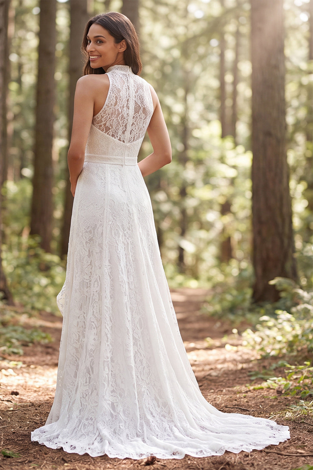 Robe de mariée longue évasée en dentelle ivoire licou avec fente