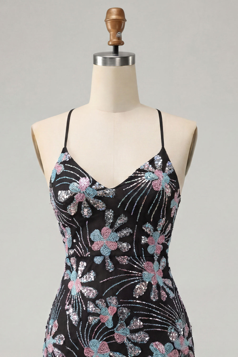 Black Bodycon Spaghetti Straps Sequins Floral Short Homecoming Dress with Slit