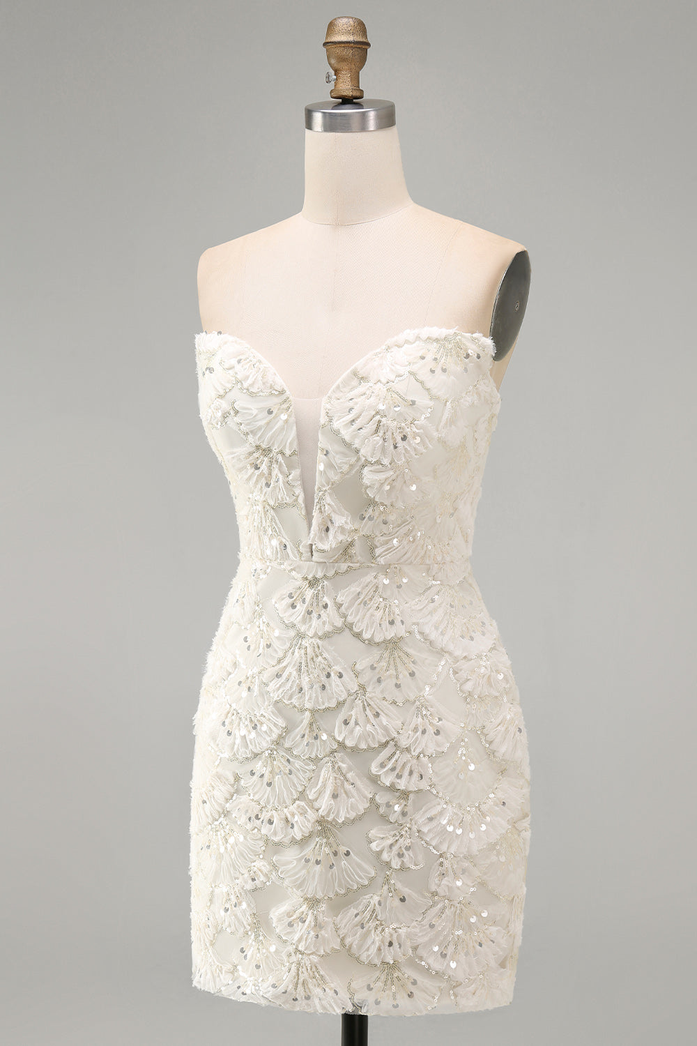Ivory Sweetheart Short Bodycon Homecoming Dress with Sequins