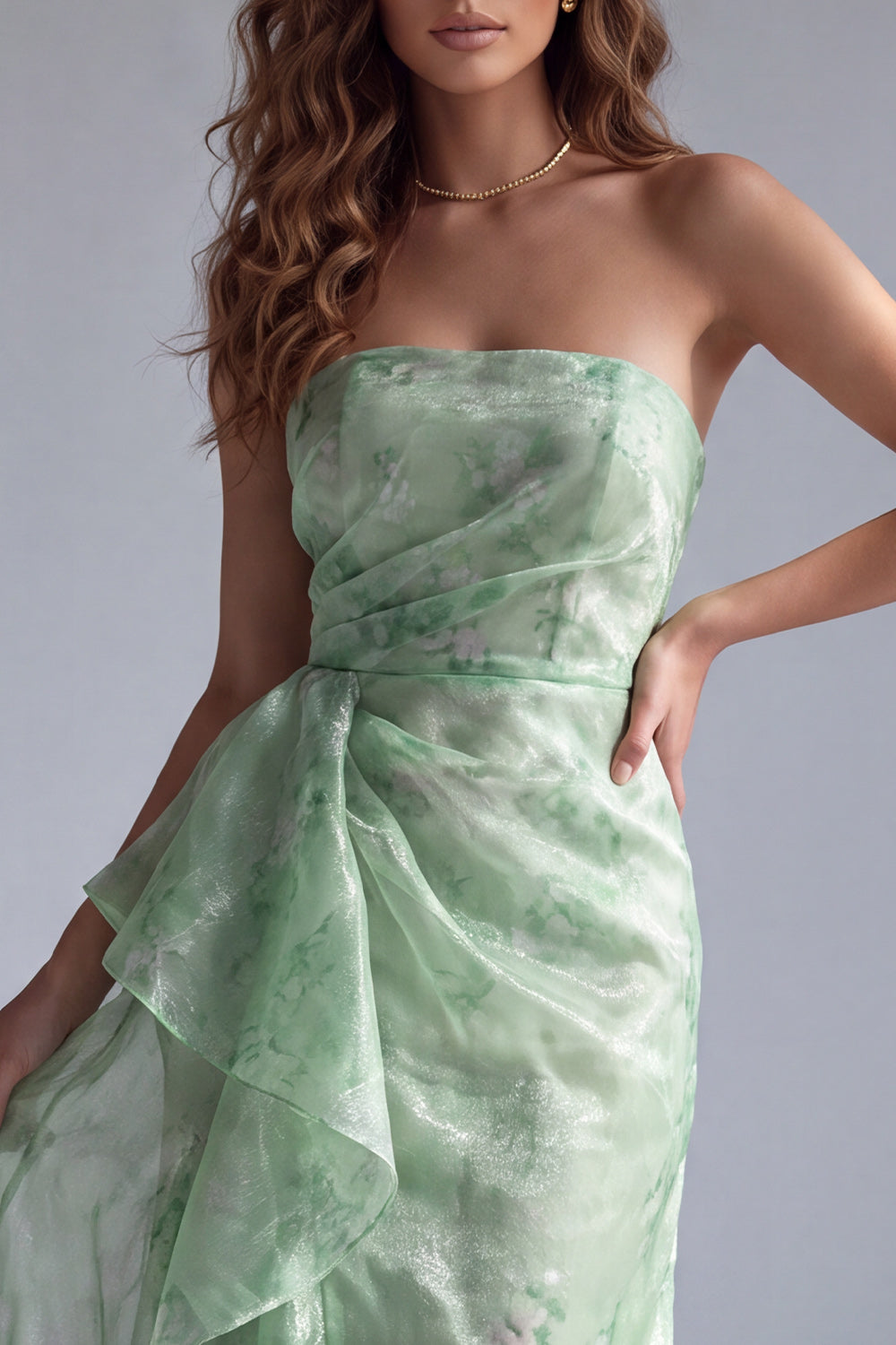 Robe de soirée sirène verte bustier plissée à fleurs et volants