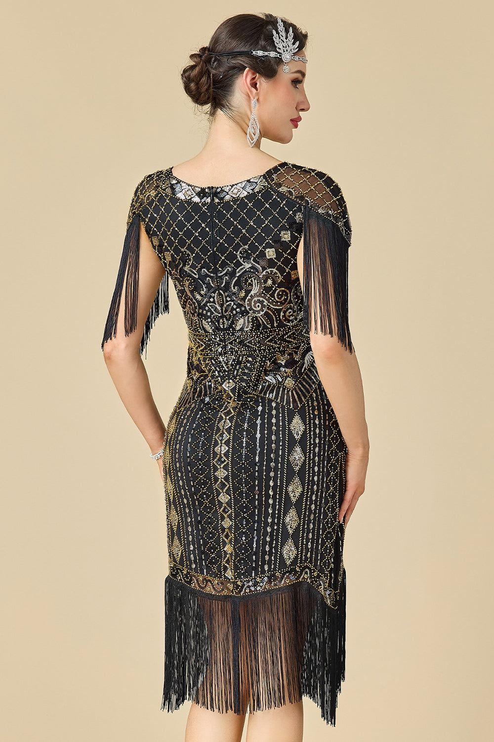 Sparkly Bodycon V-Neck Sequins Fringed Shoulder Sleeves 1920s Dress