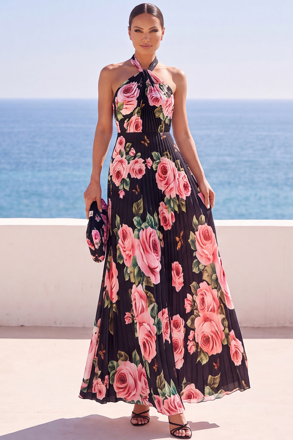 Robe longue plissée en mousseline à imprimé floral noir avec licou