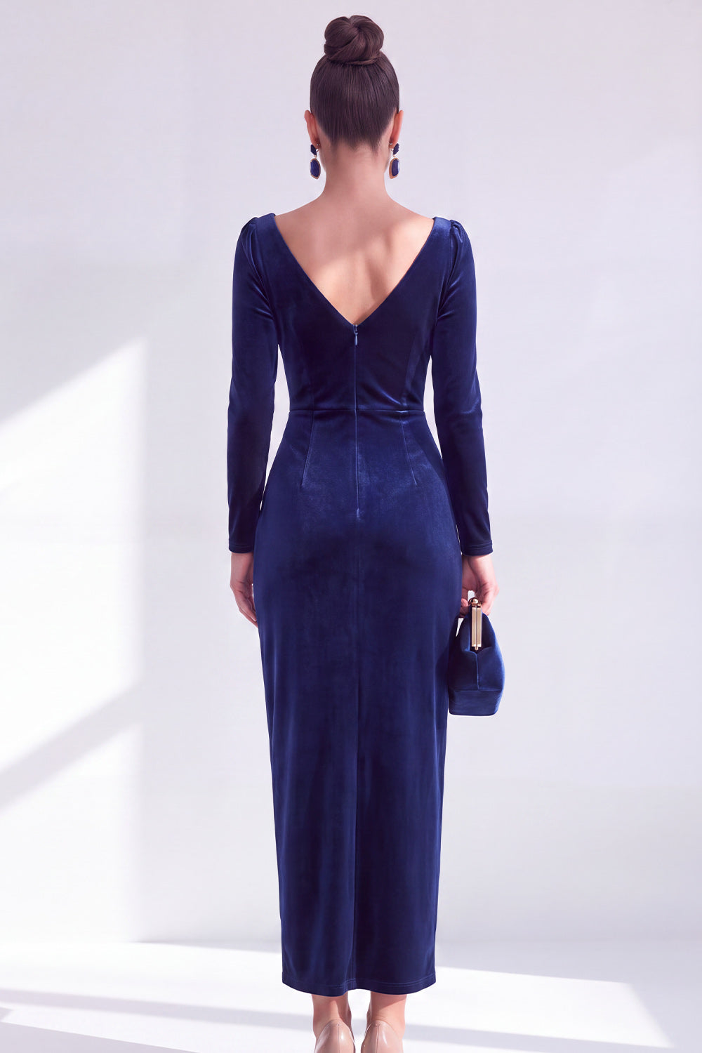 Dark Green Bodycon Velvet V-Neck Long Sleeves Mother of the Bride Dress with Slit