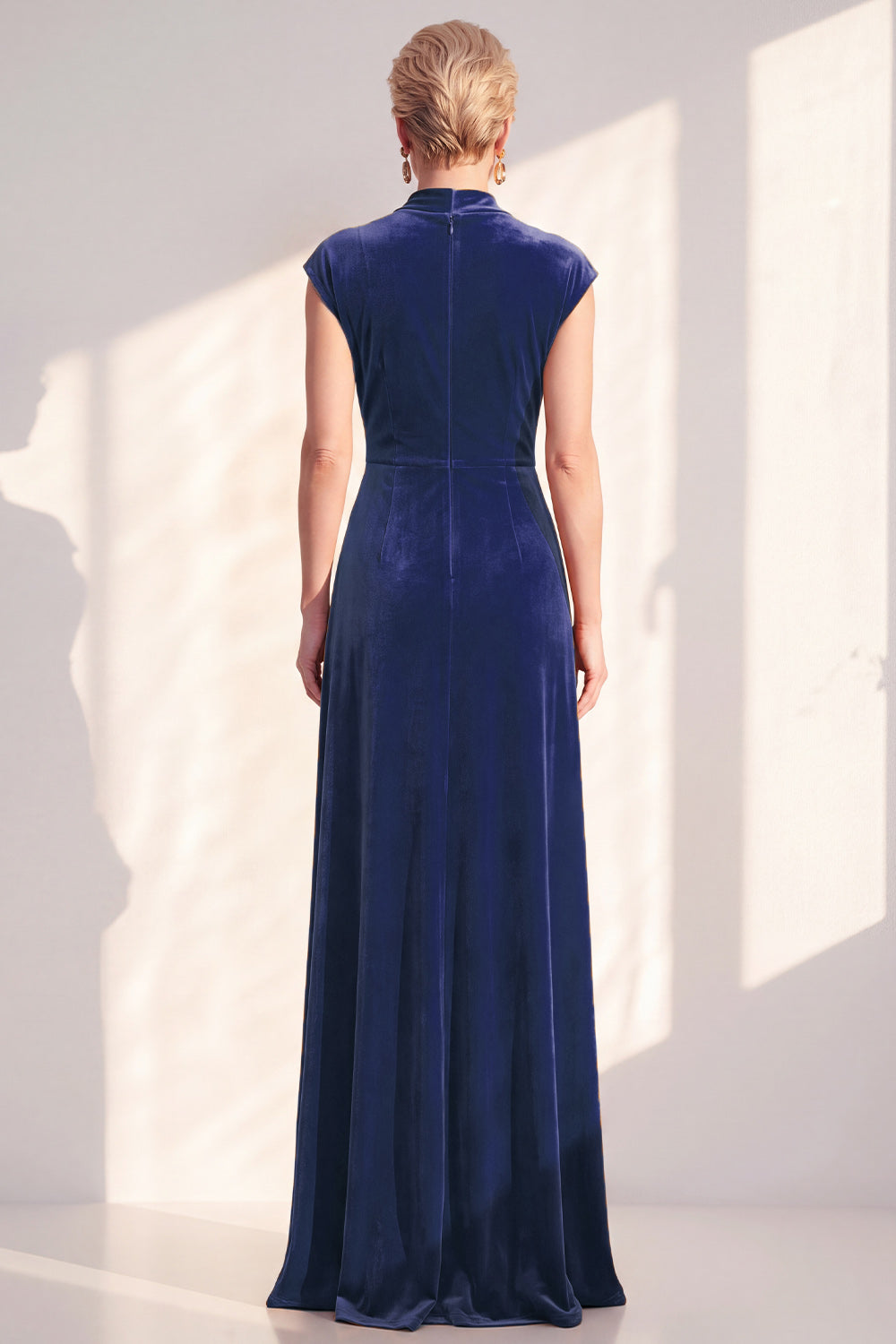 Dark Blue Velvet A-Line V-Neck Ruched Long Mother Of The Bride Dress