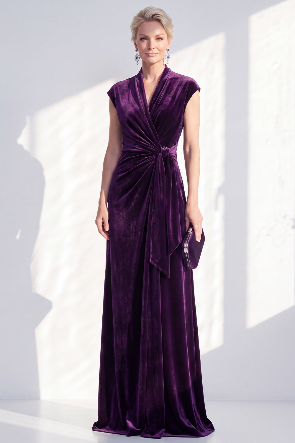 Dark Blue Velvet A-Line V-Neck Ruched Long Mother Of The Bride Dress