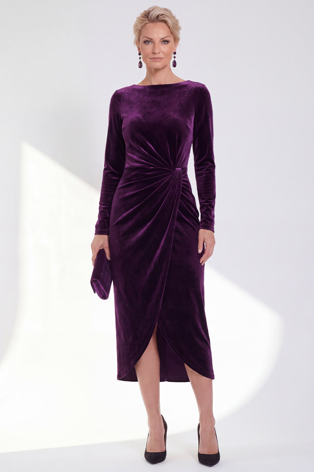 Navy Sheath Velvet Ruched Mother Of The Bride Dress