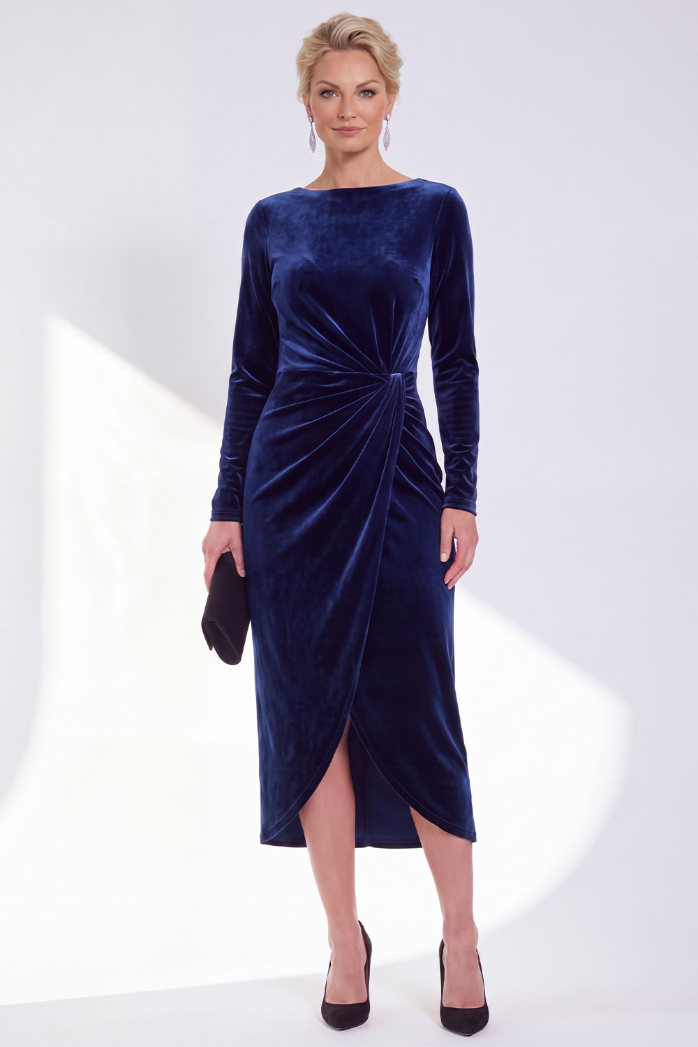 Navy Sheath Velvet Ruched Mother Of The Bride Dress