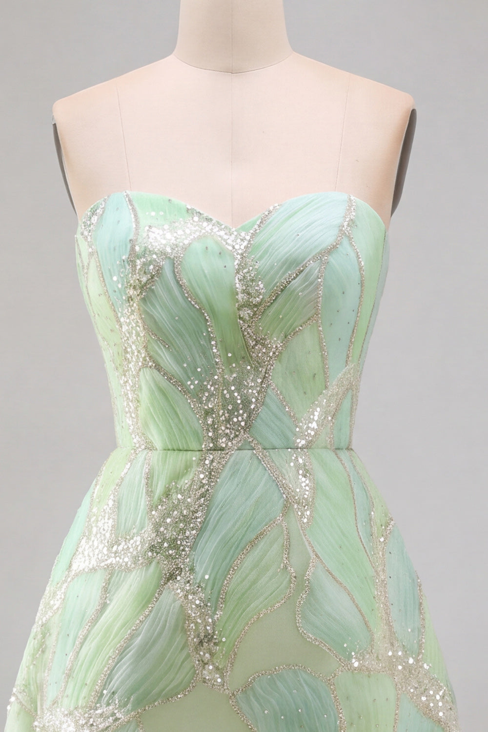 Vestido corto de regreso a casa sin tirantes con lentejuelas línea A verde menta