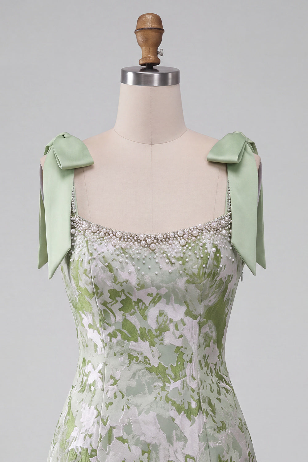 Light Green Pearl Square Neck Ruffled Short Homecoming Dress with Beading