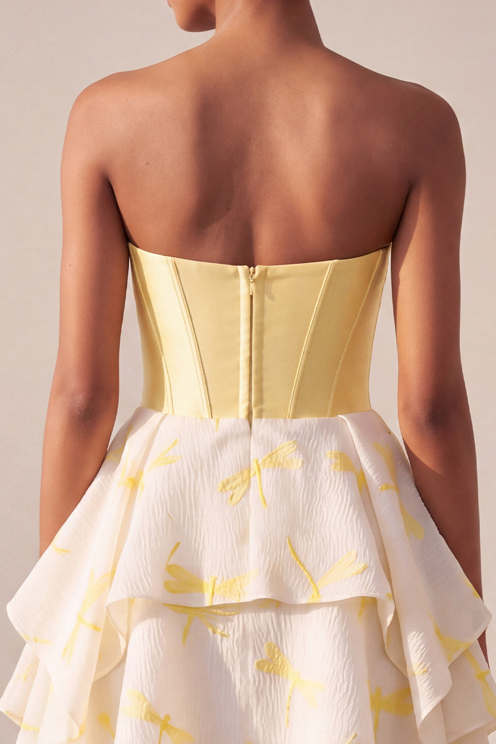 Robe de soirée jaune en ligne A, corset cœur, imprimée, coupe asymétrique, avec strass