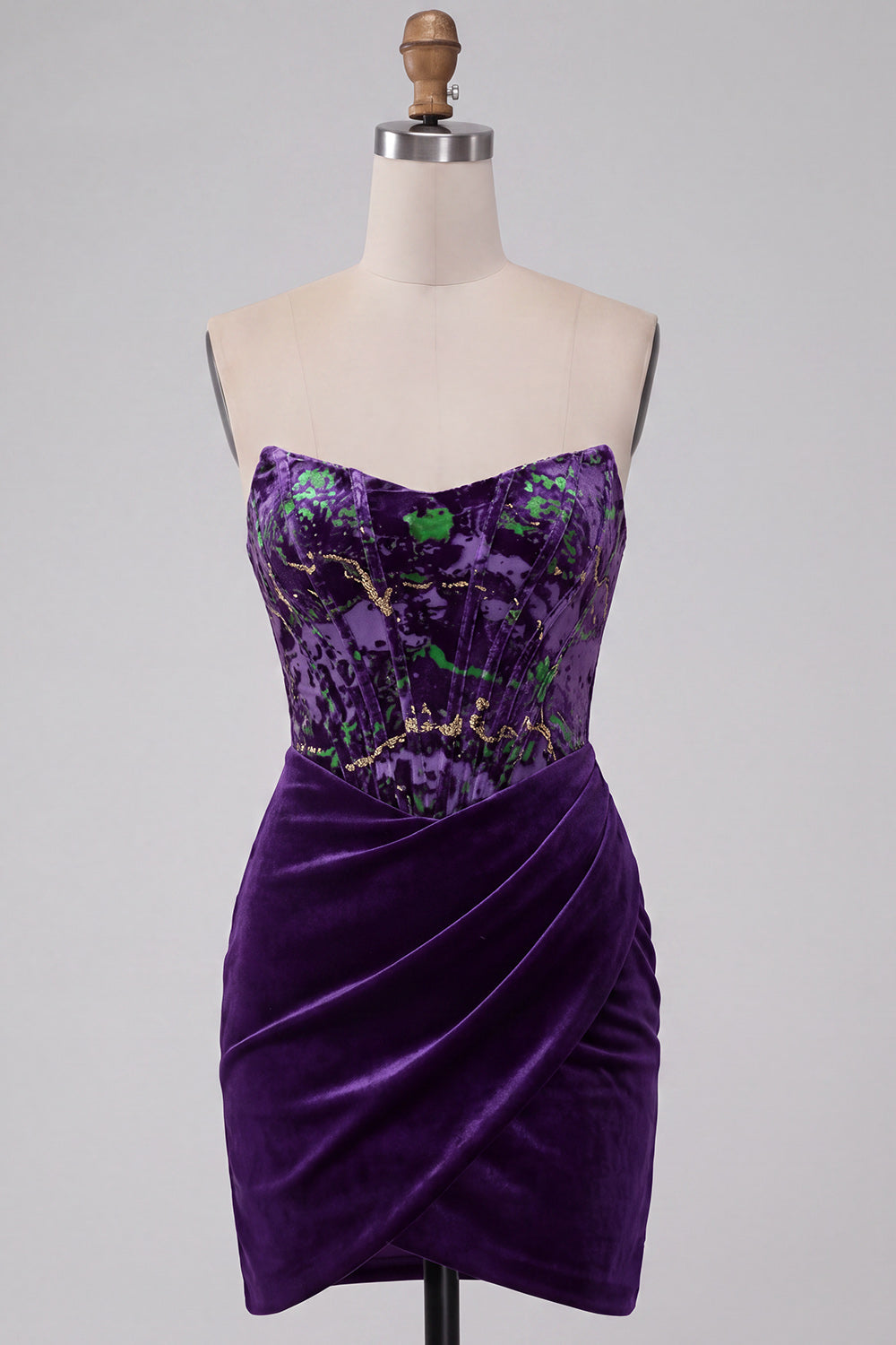 Plum Corset Strapless Velvet Bodycon Ruched Short Homecoming Dress