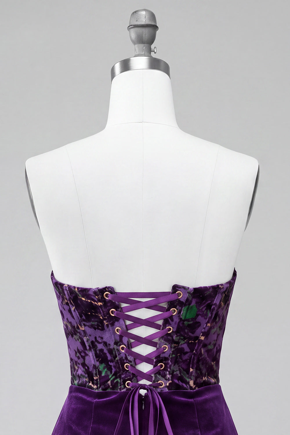 Plum Corset Strapless Velvet Bodycon Ruched Short Homecoming Dress
