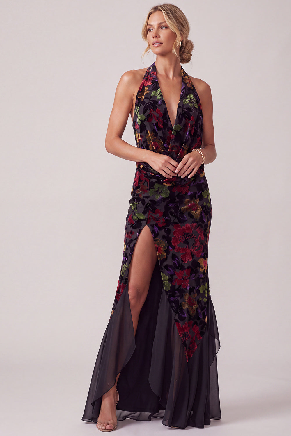 Black Velvet Halter Neck Ruched Sheath Long Mother of the Bride Dress with Ruffle Slit