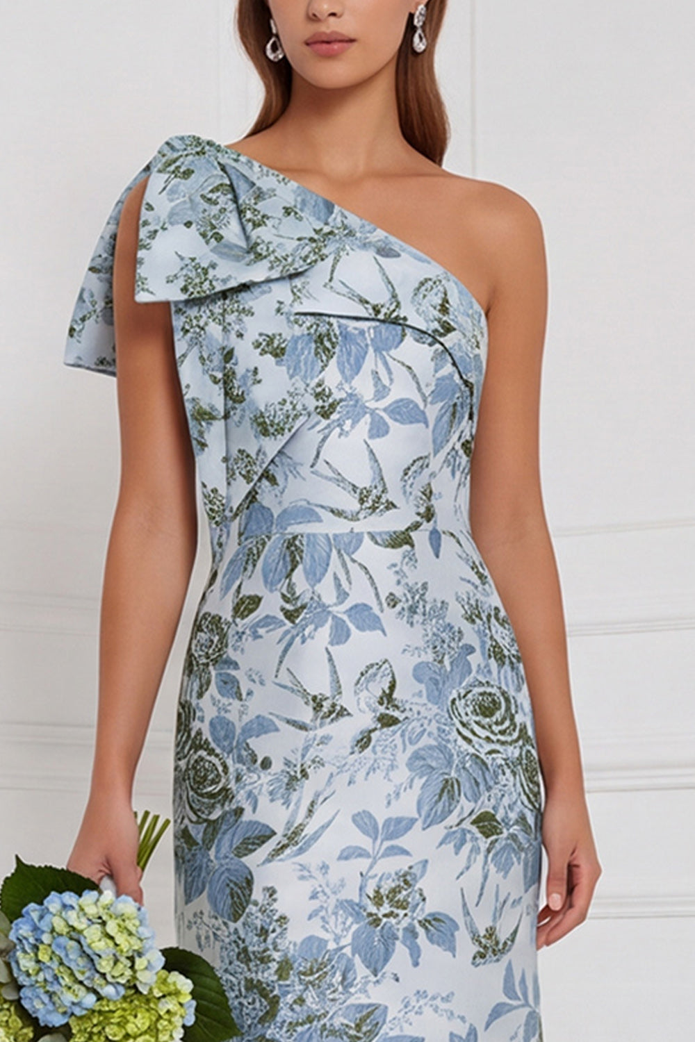Robe longue de demoiselle d'honneur fourreau bleu poudré fleuri à nœud, asymétrique à une épaule