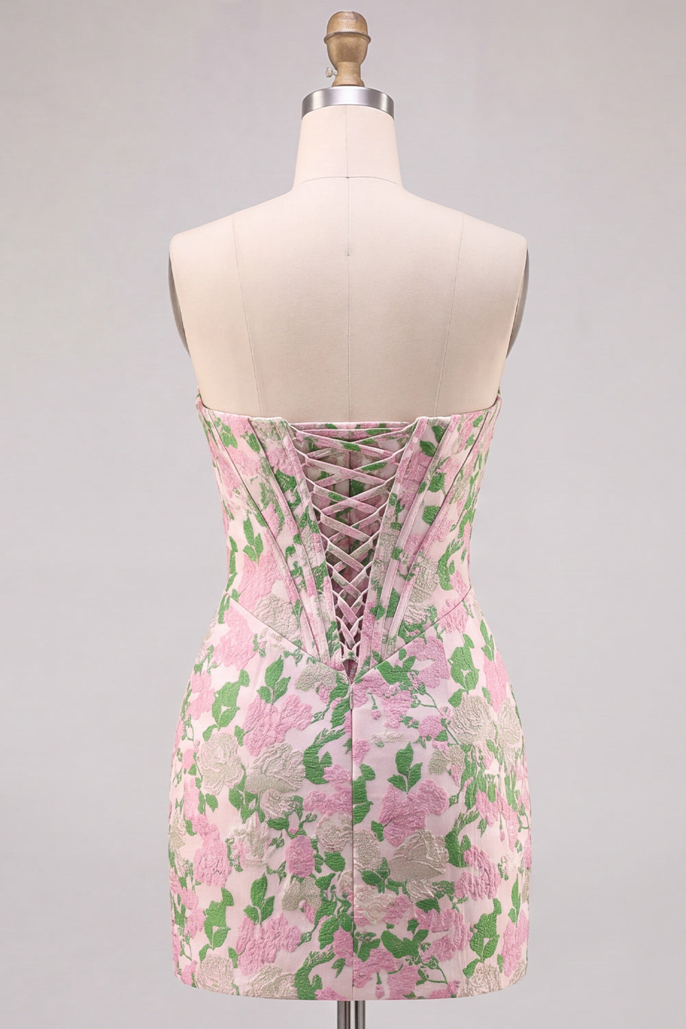 Vestido de fiesta corto ajustado con corpiño de jacquard sin tirantes rosa floral