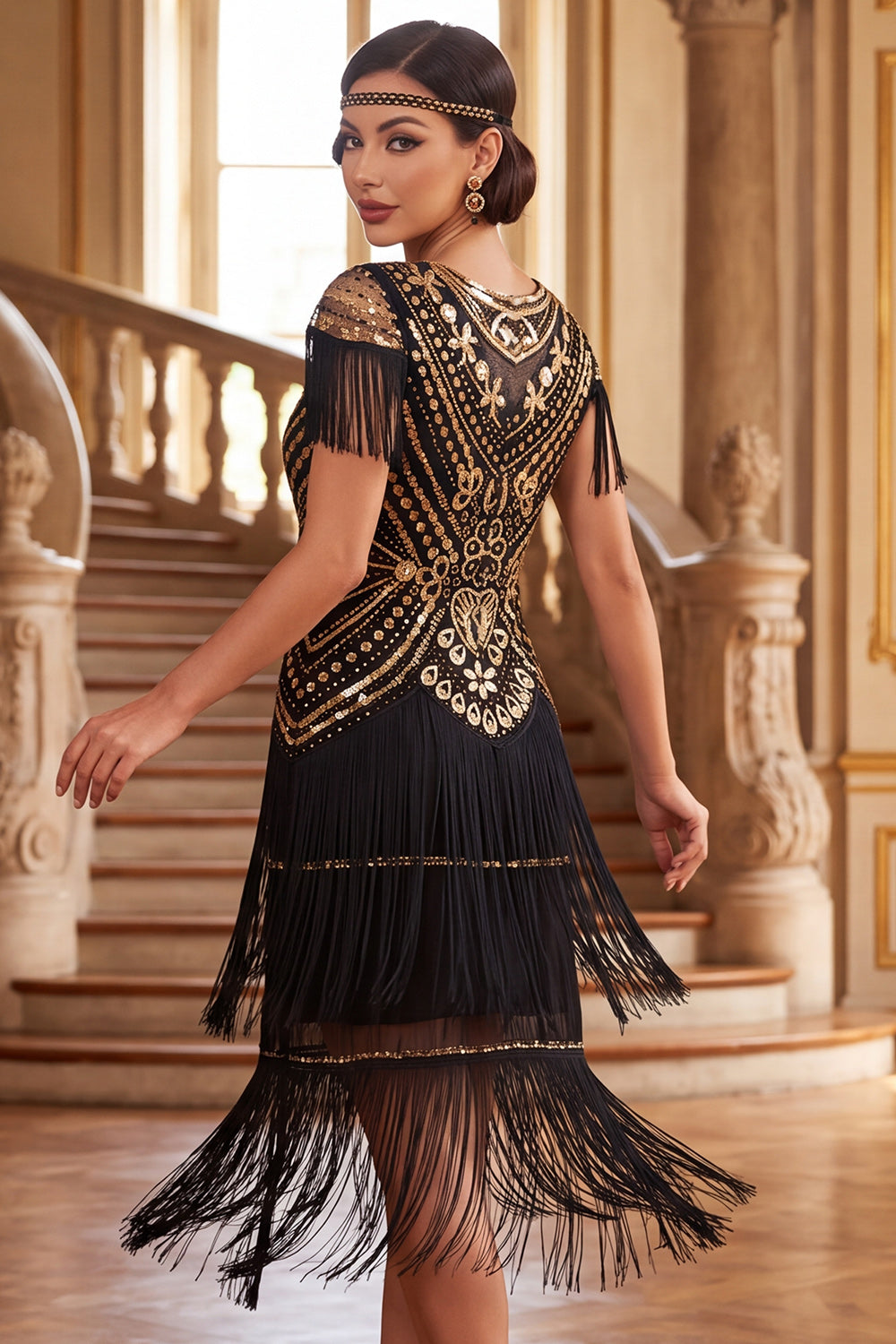 Vintage Black Golden Fringed Sequins 1920s Flapper Dress with Cap Sleeves