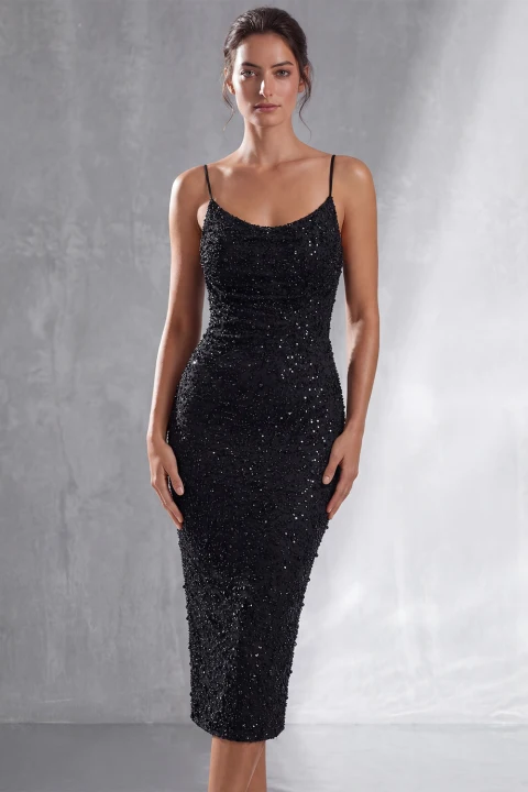 Robe fourreau midi noire scintillante à fines bretelles