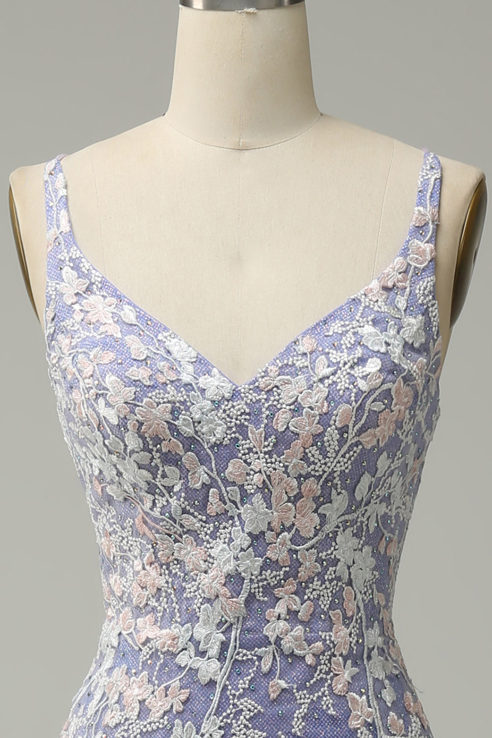 Robe de bal longue bleu clair sirène tendance col en V avec applications et fente