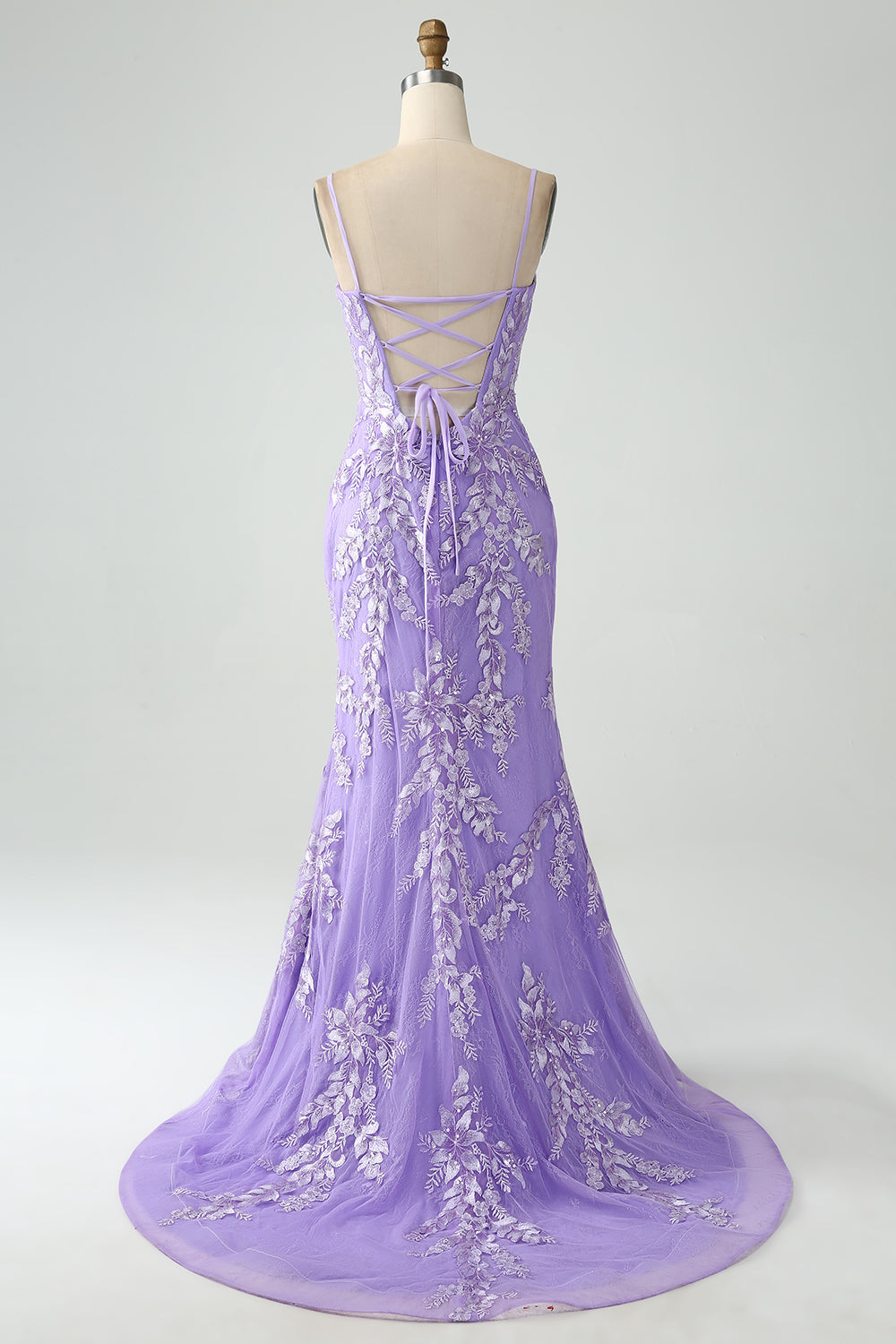 Robe de bal longue sirène lilas à fines bretelles avec appliques
