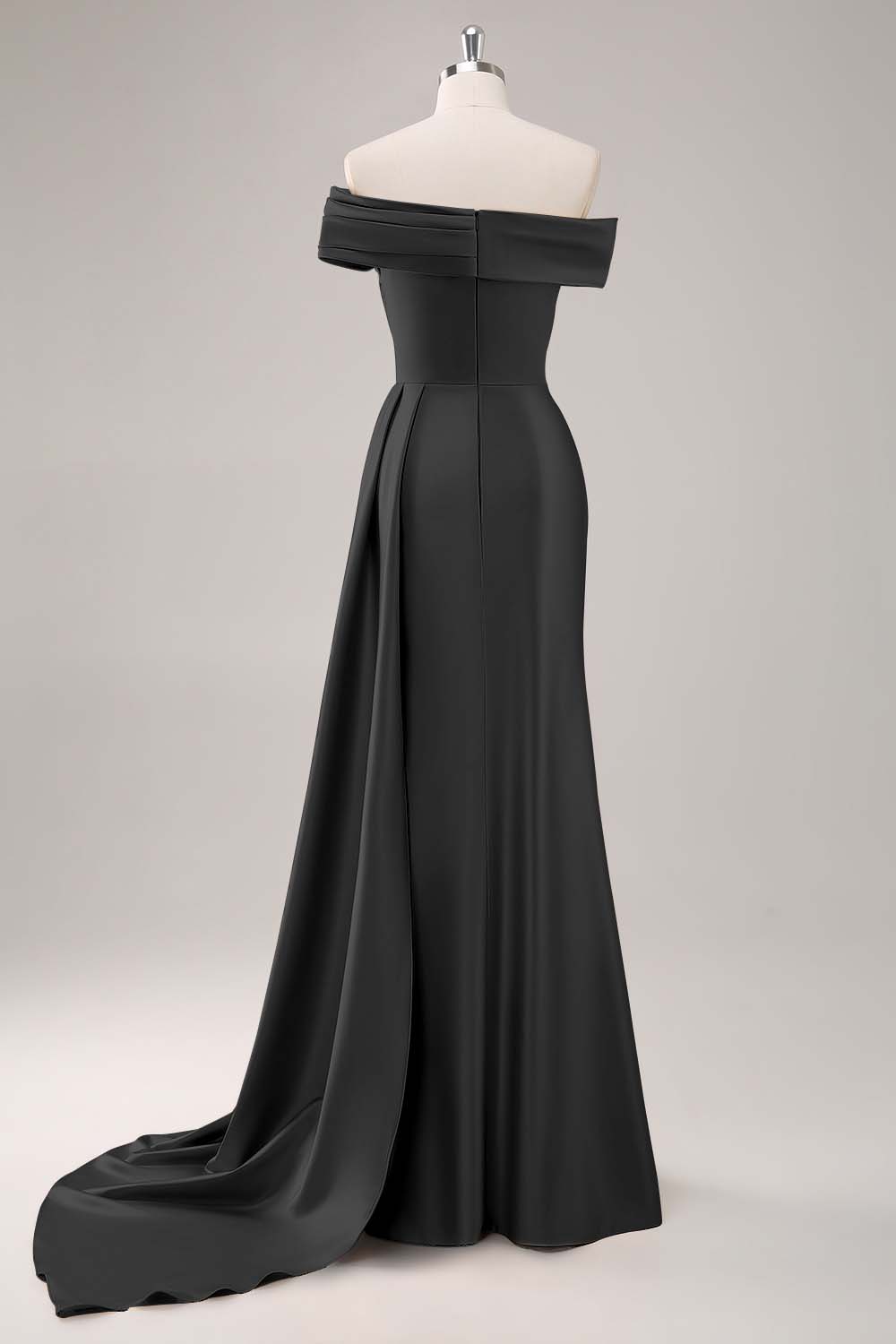 Robe de soirée longue satinée champagne plissée asymétrique