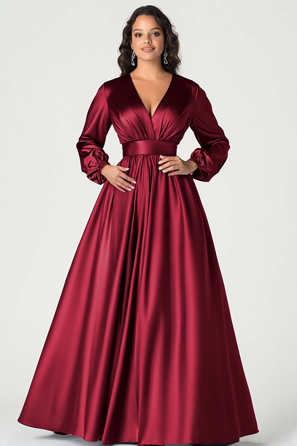 Robe de mère de la mariée en satin gris-bleu à col en V et manches longues