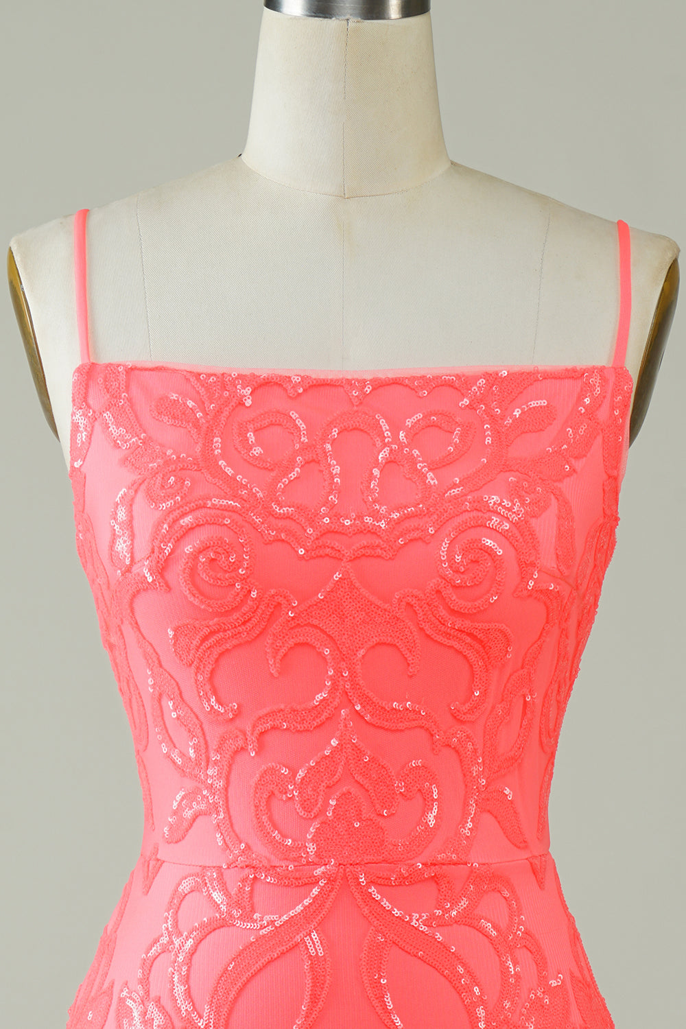 Robe de bal moulante courte à bretelles spaghetti, couleur pêche à paillettes