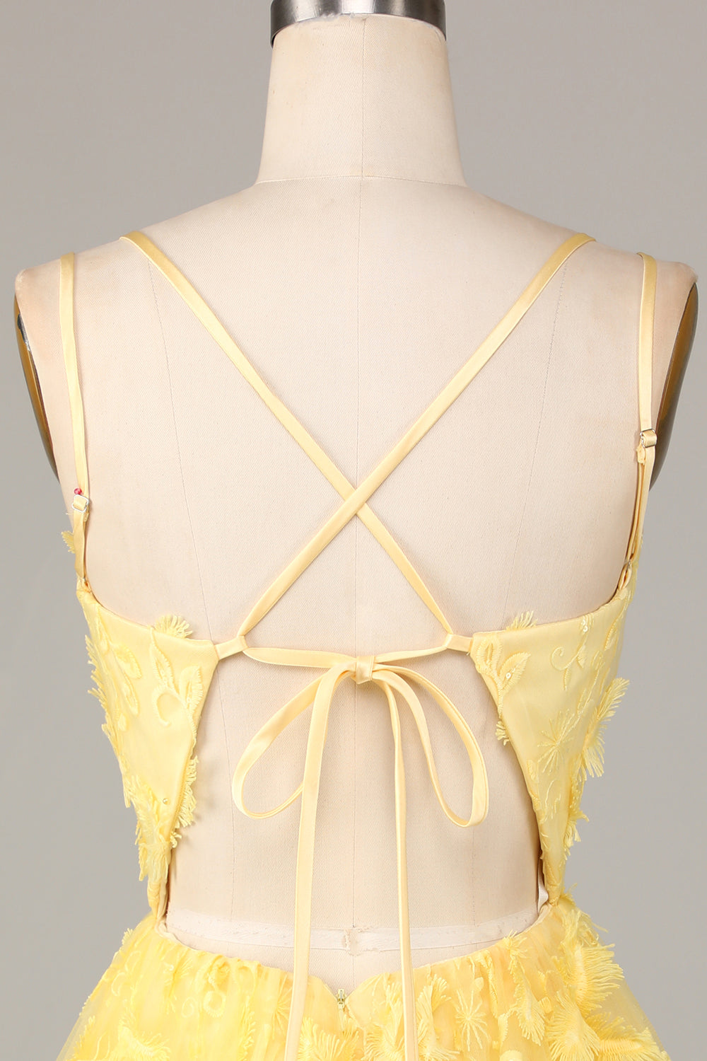 Robe Courte de Demoiselle d'Honneur Jaune Évasée à Bretelles Fines avec Appliques Keep Glowing
