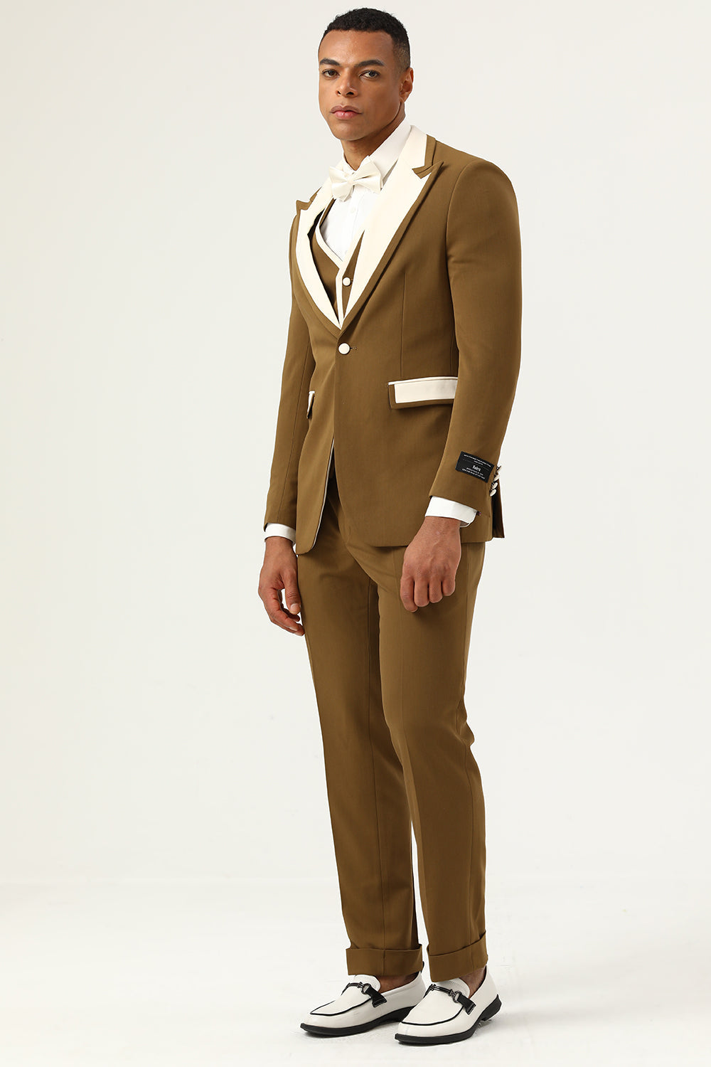 Costumes de bal pour homme un bouton à revers crantés marron