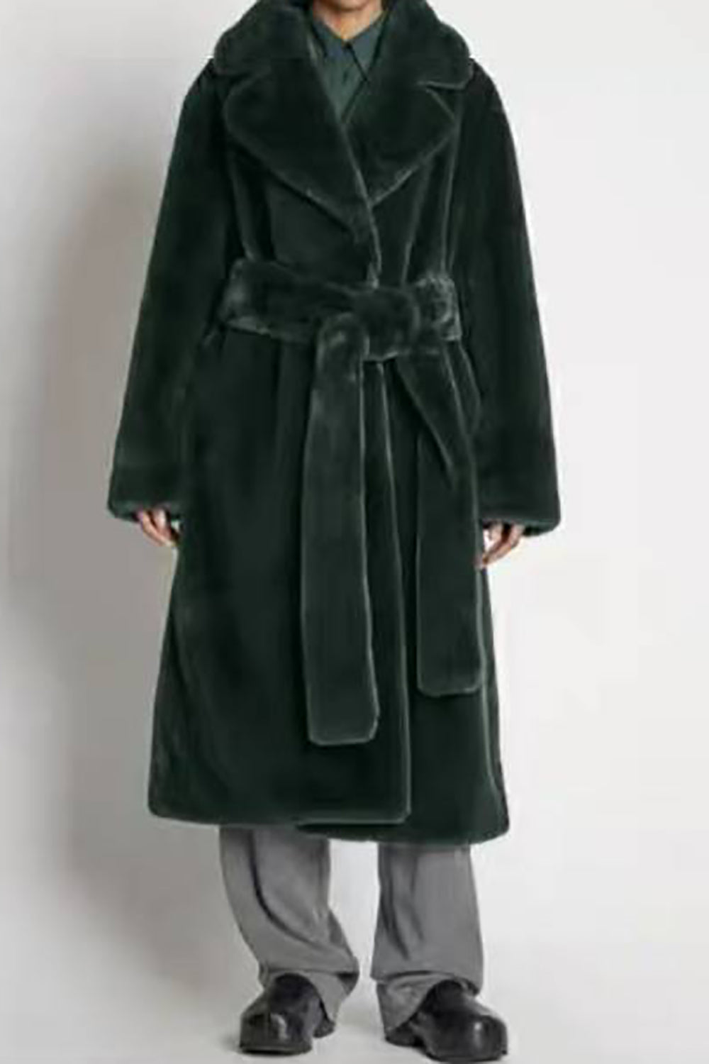 Manteau long ceinturé ouvert sur le devant en fausse fourrure et peau de mouton synthétique kaki