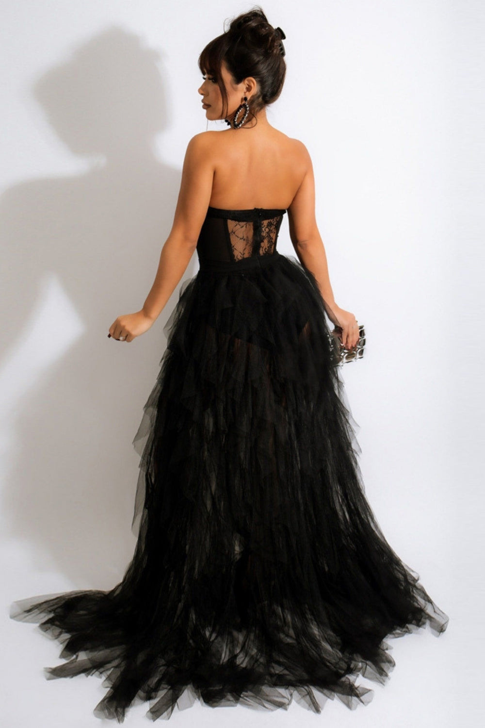 Robe de bal noire en tulle cœur avec fente