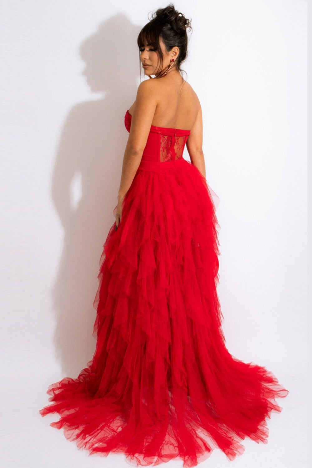 Robe de bal noire en tulle cœur avec fente
