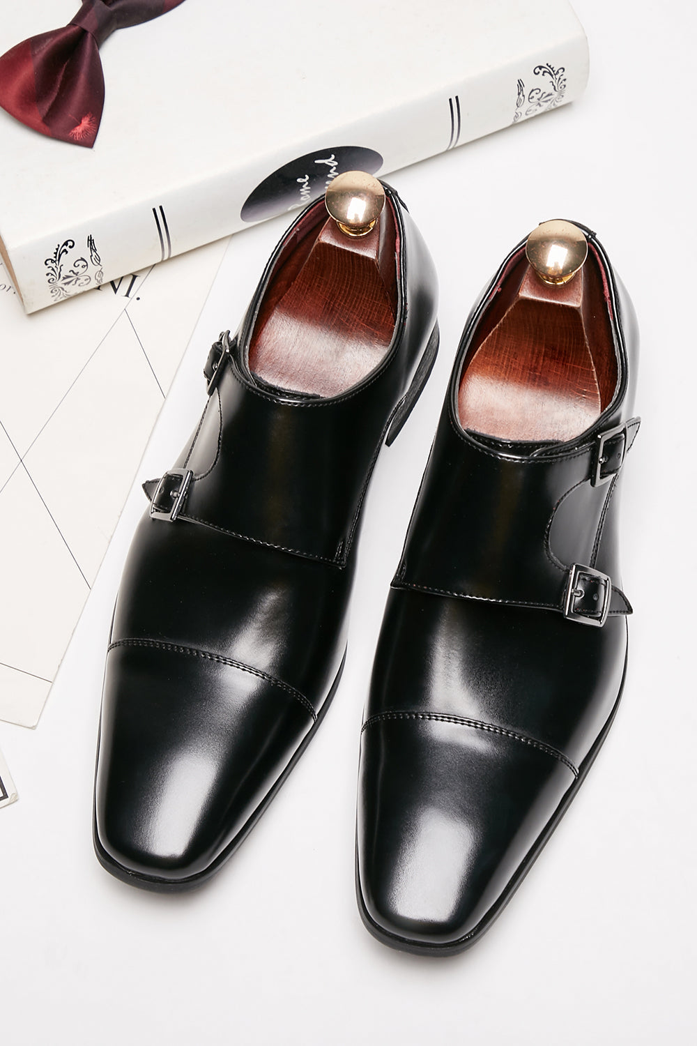Chaussures richelieu à enfiler en cuir noir pour homme