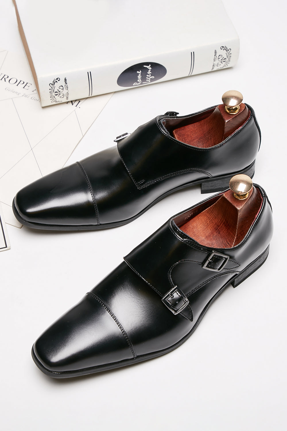 Chaussures richelieu à enfiler en cuir noir pour homme