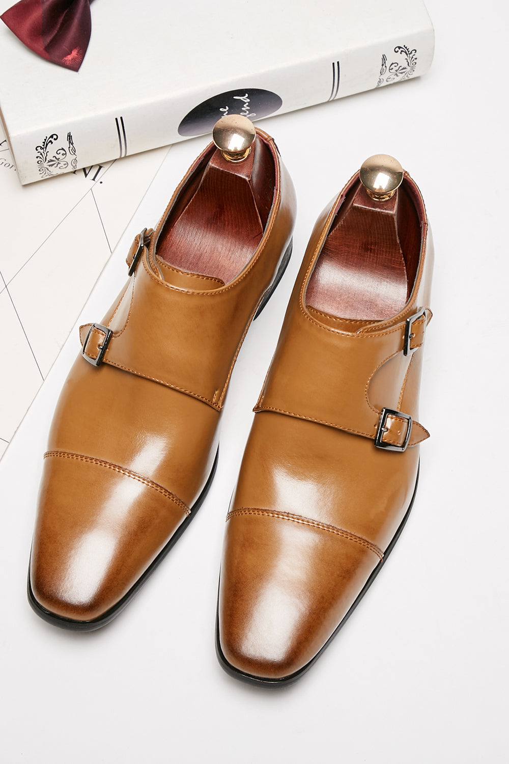 Chaussures richelieu à enfiler en cuir noir pour homme