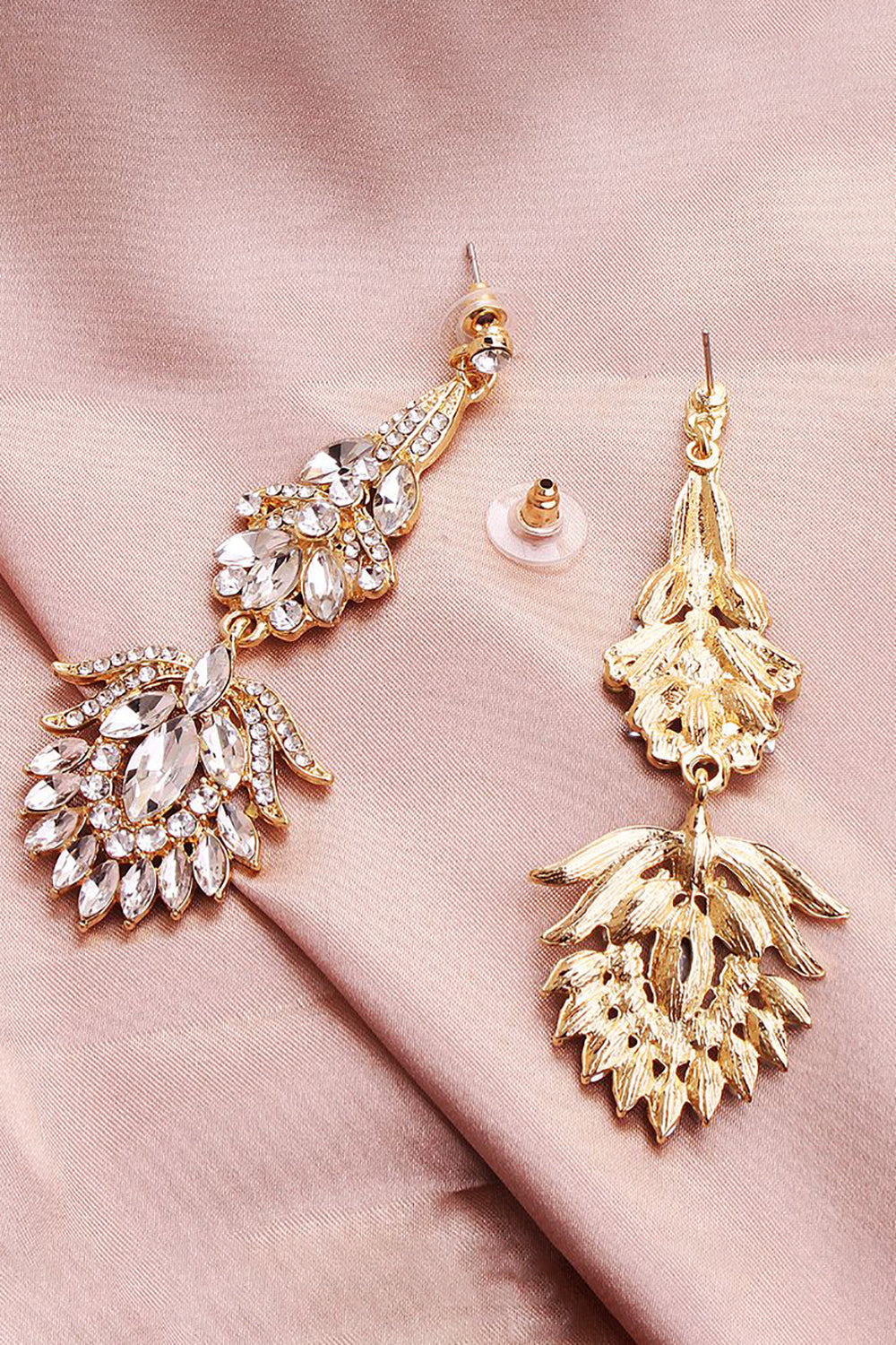 Boucles d'oreilles de mariée simples en strass