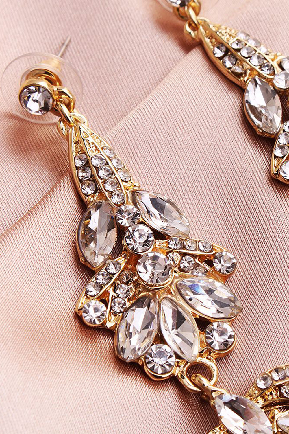Boucles d'oreilles de mariée simples en strass