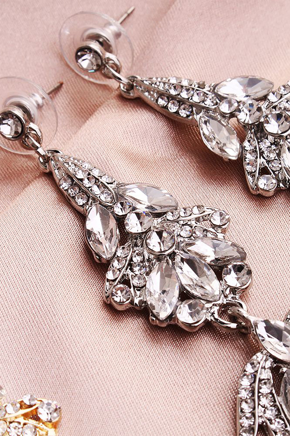 Boucles d'oreilles de mariée simples en strass