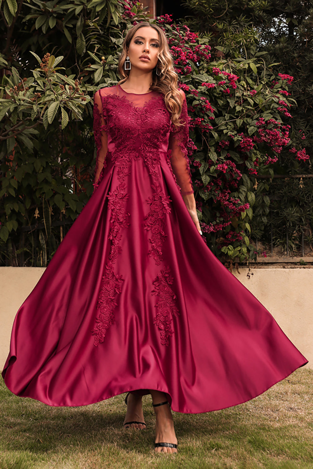 Robe mère de la mariée trapèze en satin à manches longues