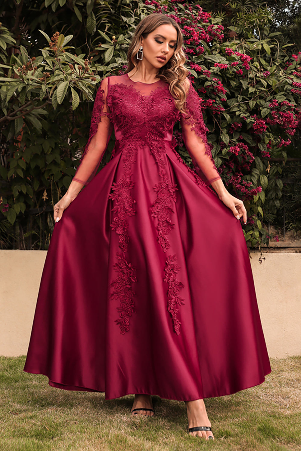 Robe mère de la mariée trapèze en satin à manches longues